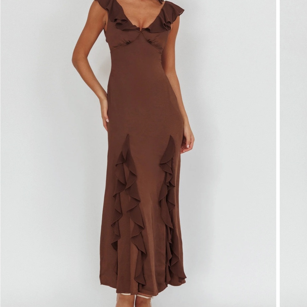 Selfie Leslie Brown Ruffle Maxi Dress